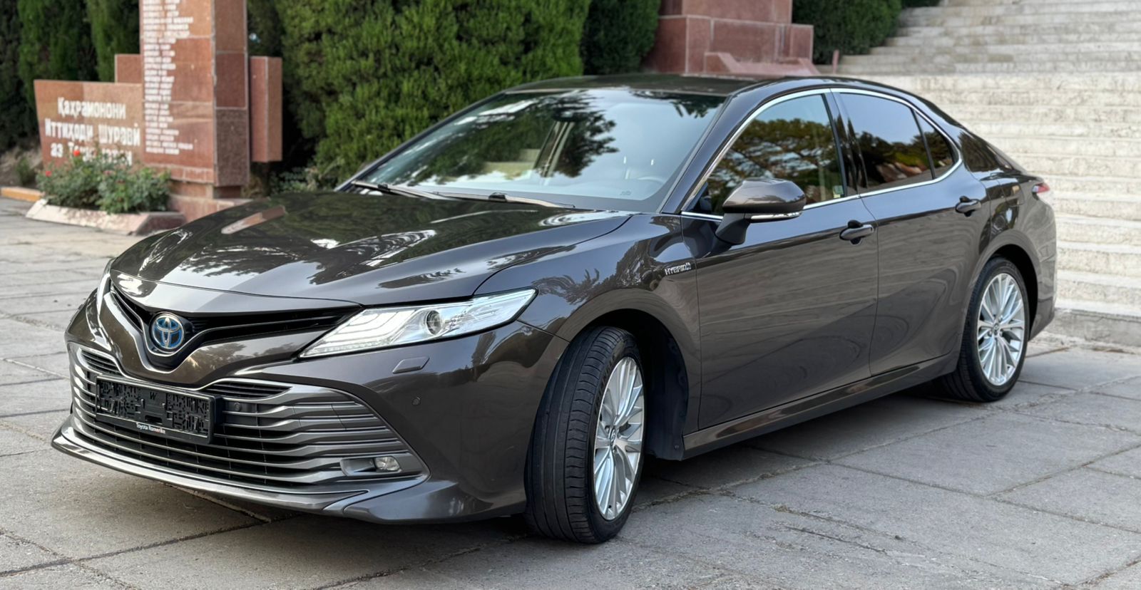 TOYOTA CAMRY
